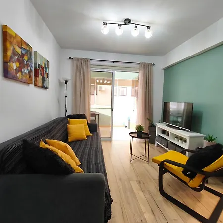 Apartment Renovated 2br Near Mackenzie - New Sunrise 105